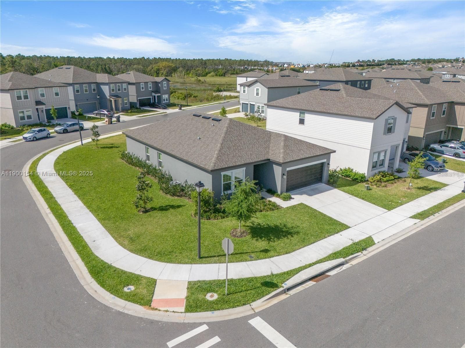 2375 Lancashire St, Other City - In The State Of Florida, FL 33896 photo 4