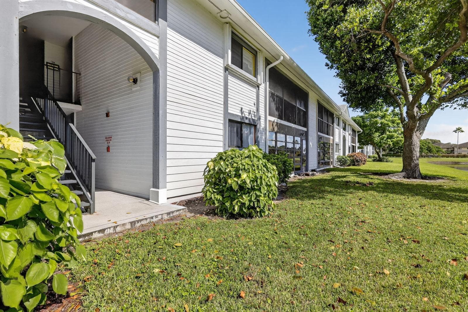 15453 Lakes Of Delray Boulevard # 207, Delray Beach, FL 33484 photo 3
