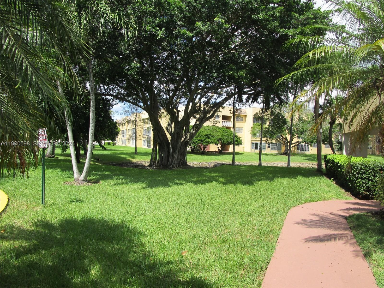 5940 NW 64 TH AVE # 109, Tamarac, FL 33319 photo 3