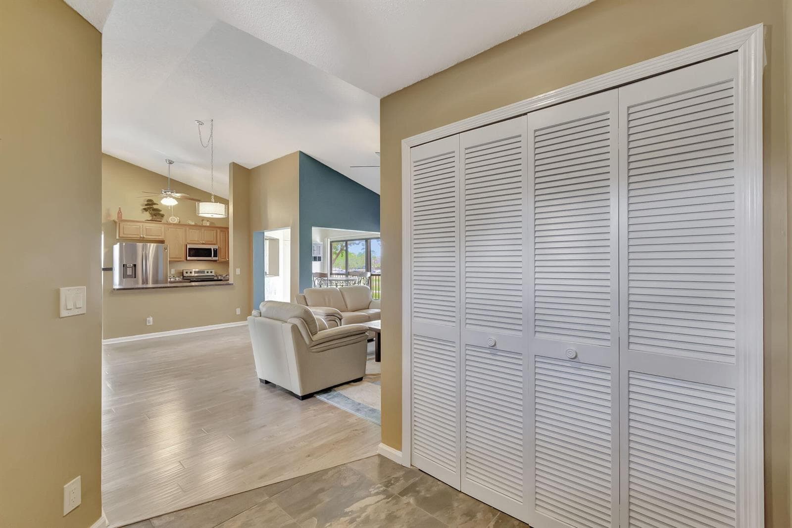 5869 Parkwalk Drive, Boynton Beach, FL 33472 photo 5