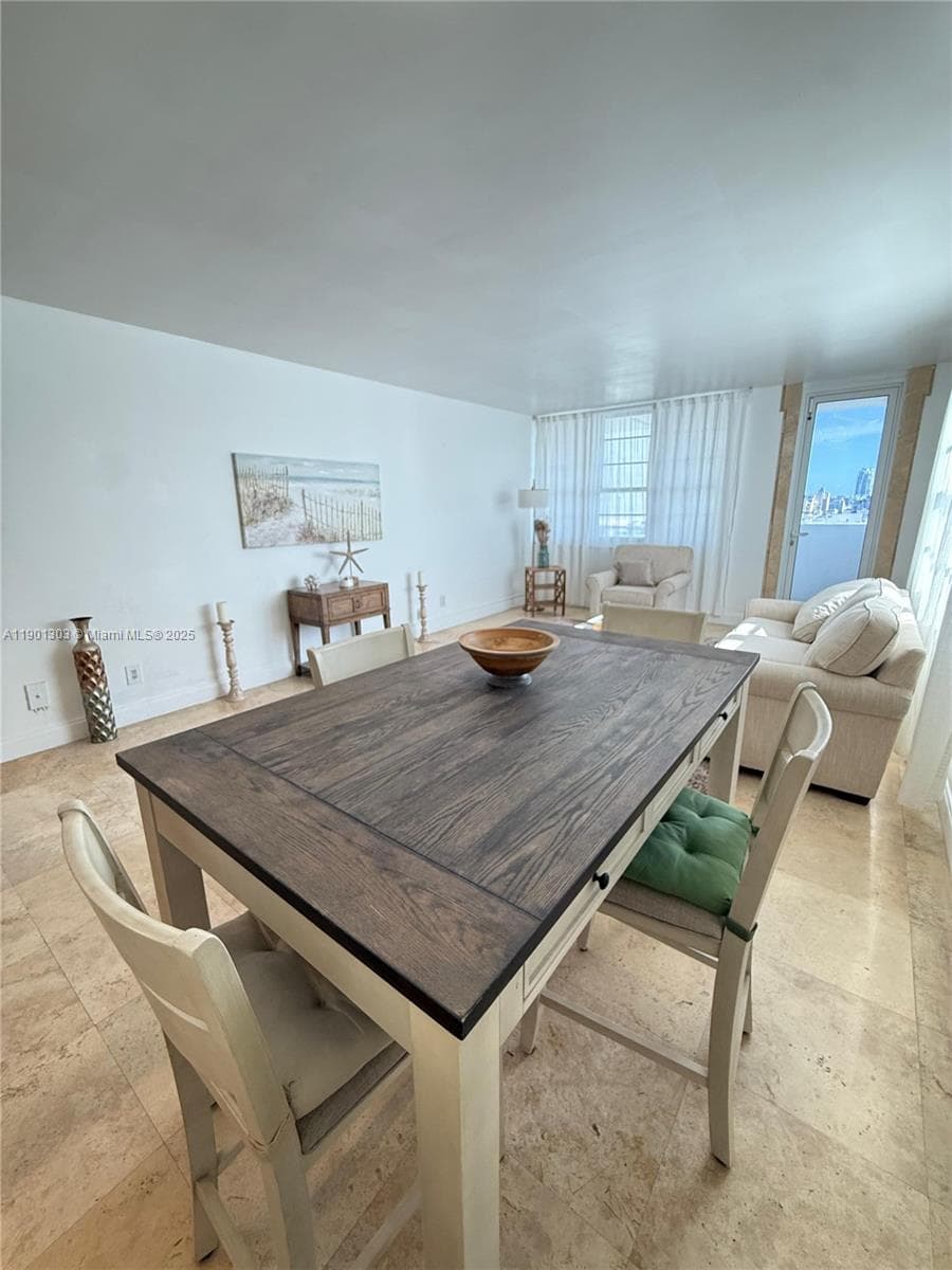100 Lincoln Rd # 1111, Miami Beach, FL 33139 photo 4