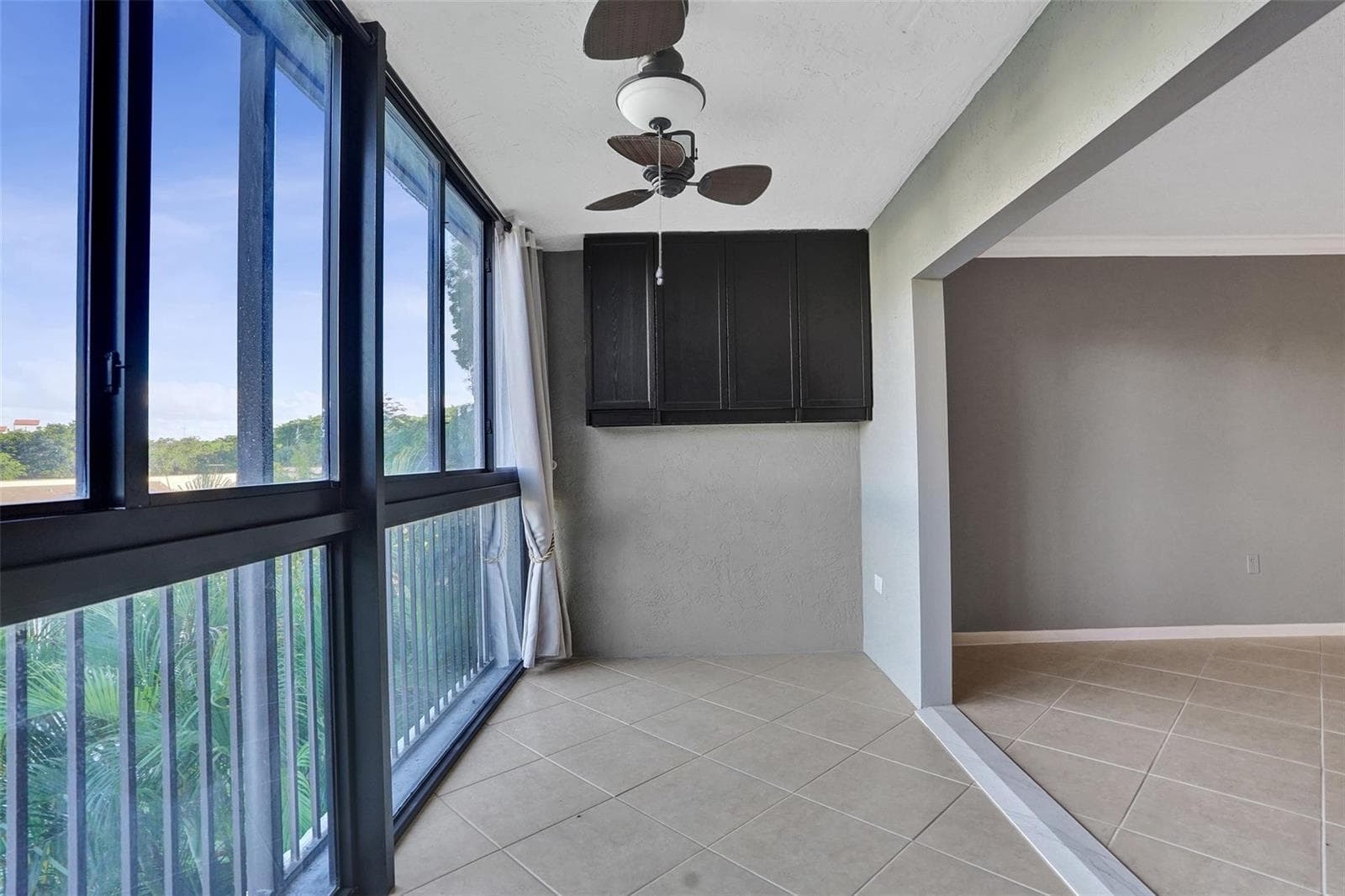 2334 S Cypress Bend Drive # 304, Pompano Beach, FL 33069 photo 2