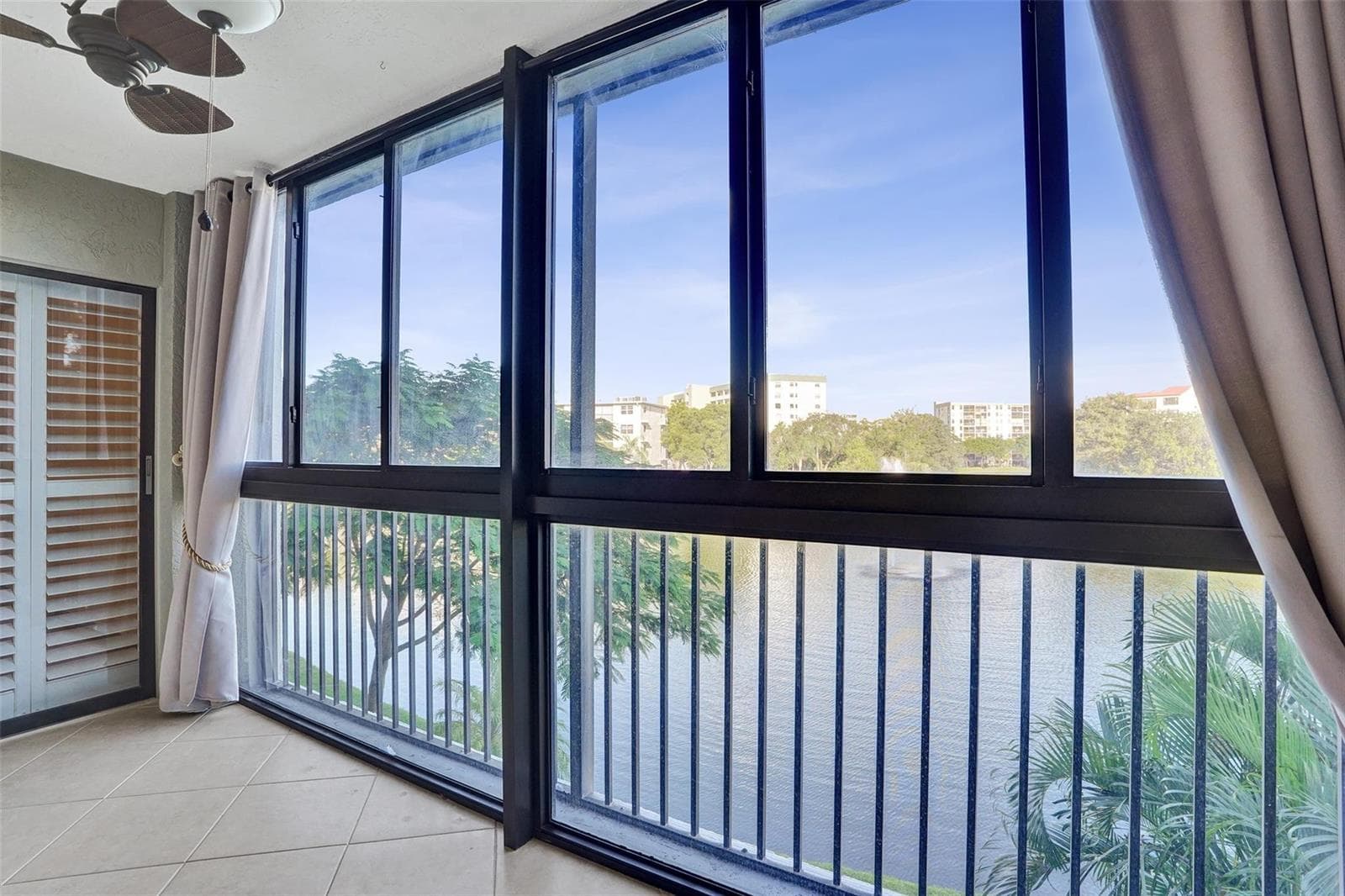 2334 S Cypress Bend Drive # 304, Pompano Beach, FL 33069 photo 3