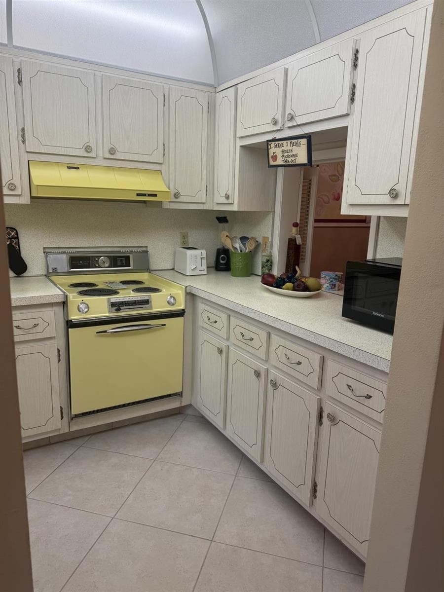 2050 NE 39th Street # 211w, Lighthouse Point, FL 33064 photo 3