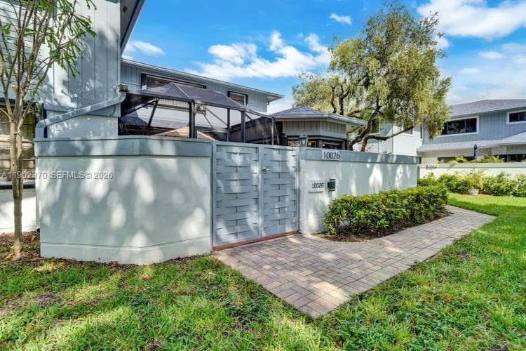 10026 NW 52nd Ter, Doral, FL 33178 photo 5