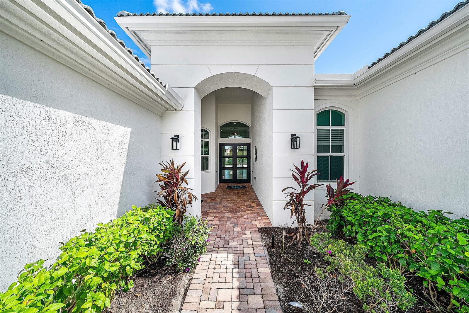 326 Charroux Drive, Palm Beach Gardens, FL 33410 photo 3