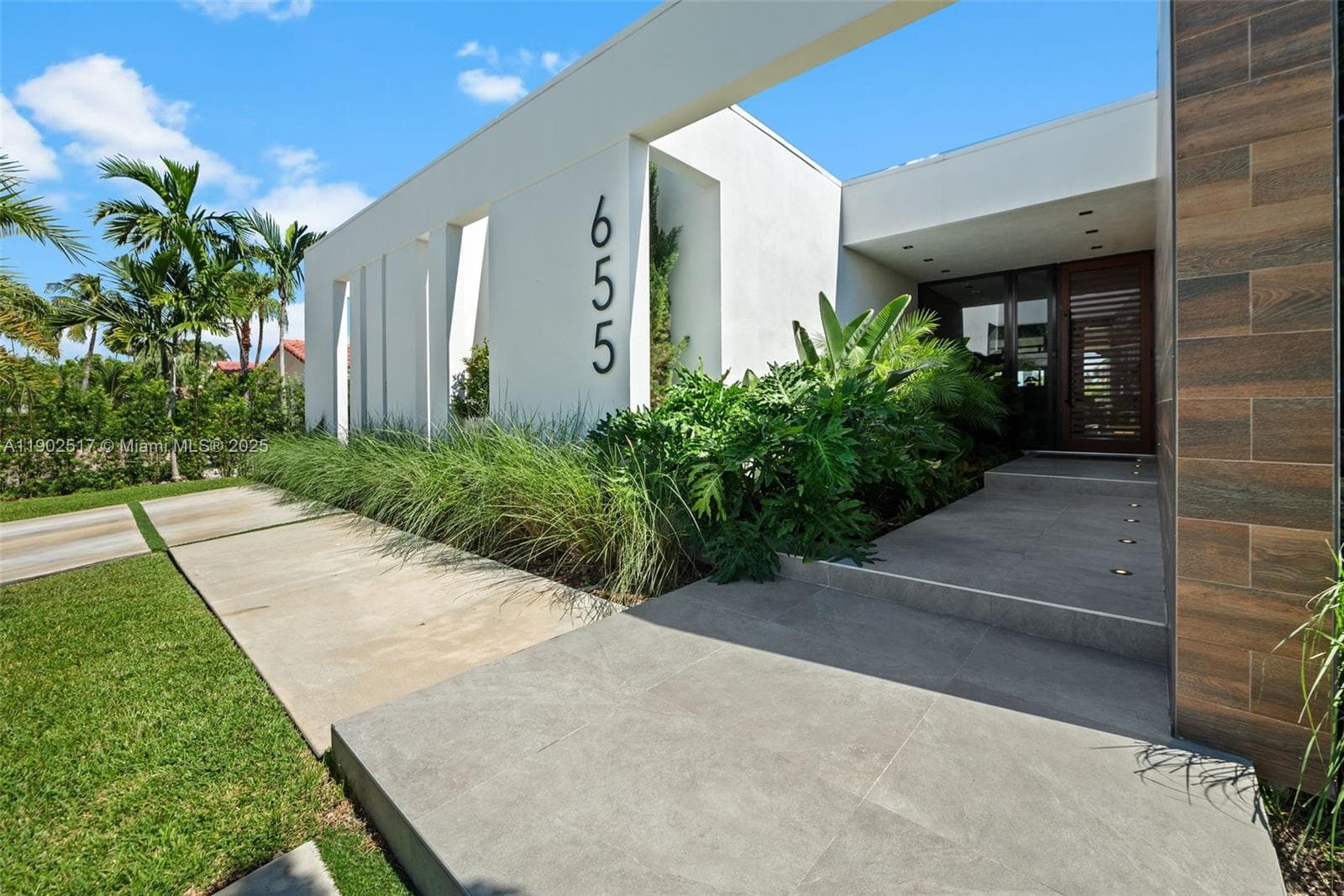 655 Layne Blvd # 0, Hallandale Beach, FL 33009 photo 2