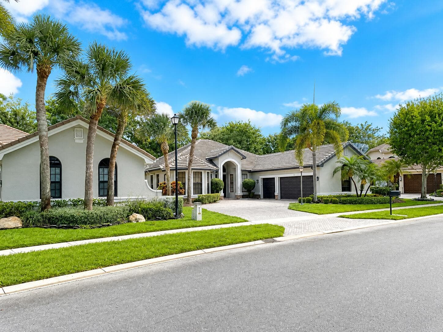 10295 Trianon Place, Wellington, FL 33449 photo 2