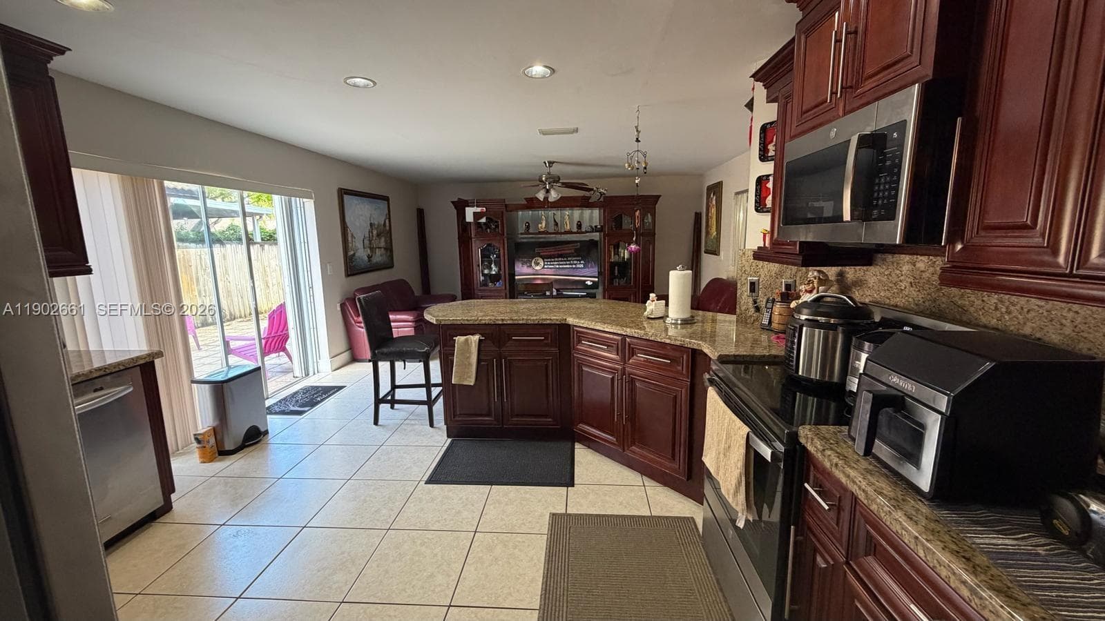 14713 SW 155th Pl, Miami, FL 33196 photo 5