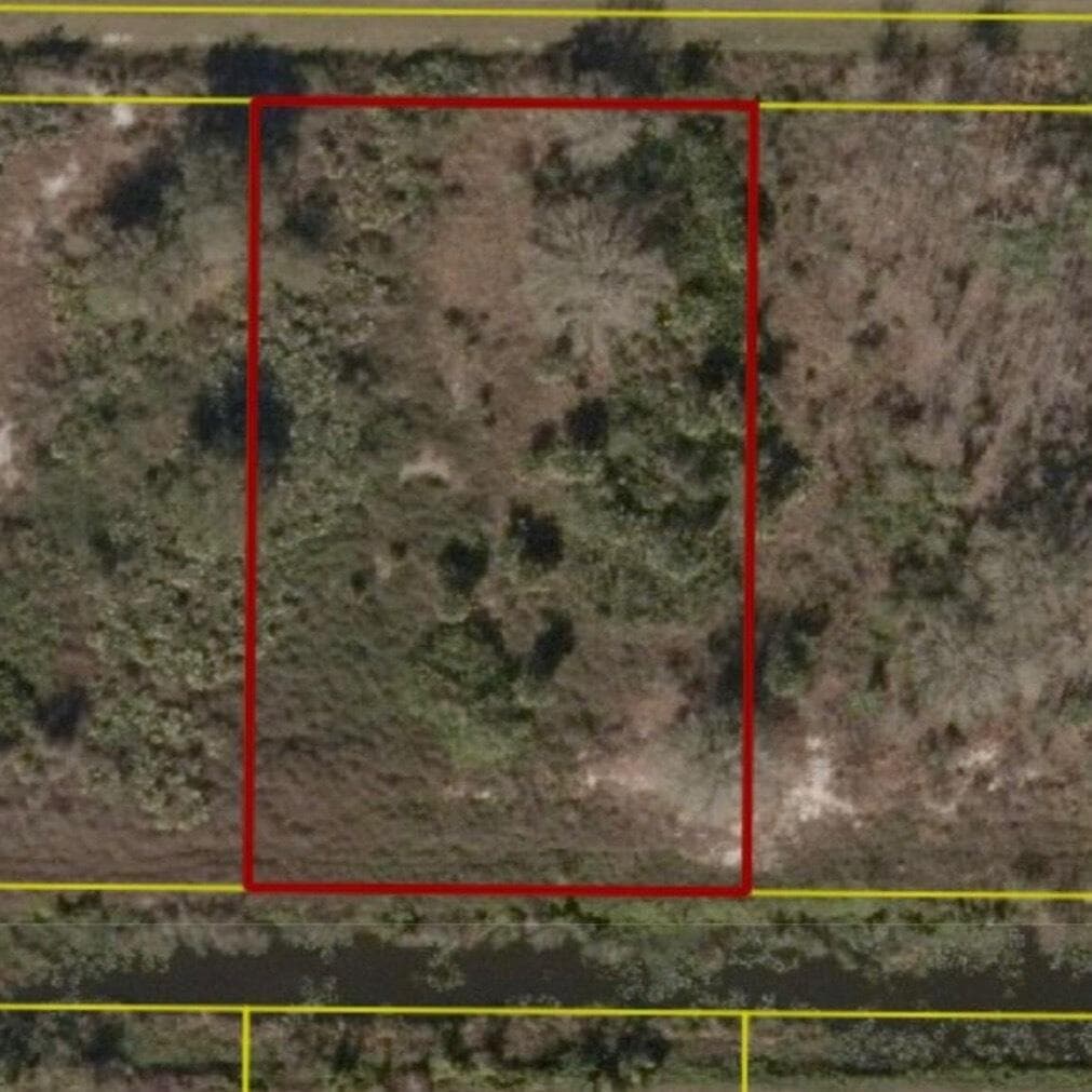 18516 NW 262nd Street, Okeechobee, FL 34972