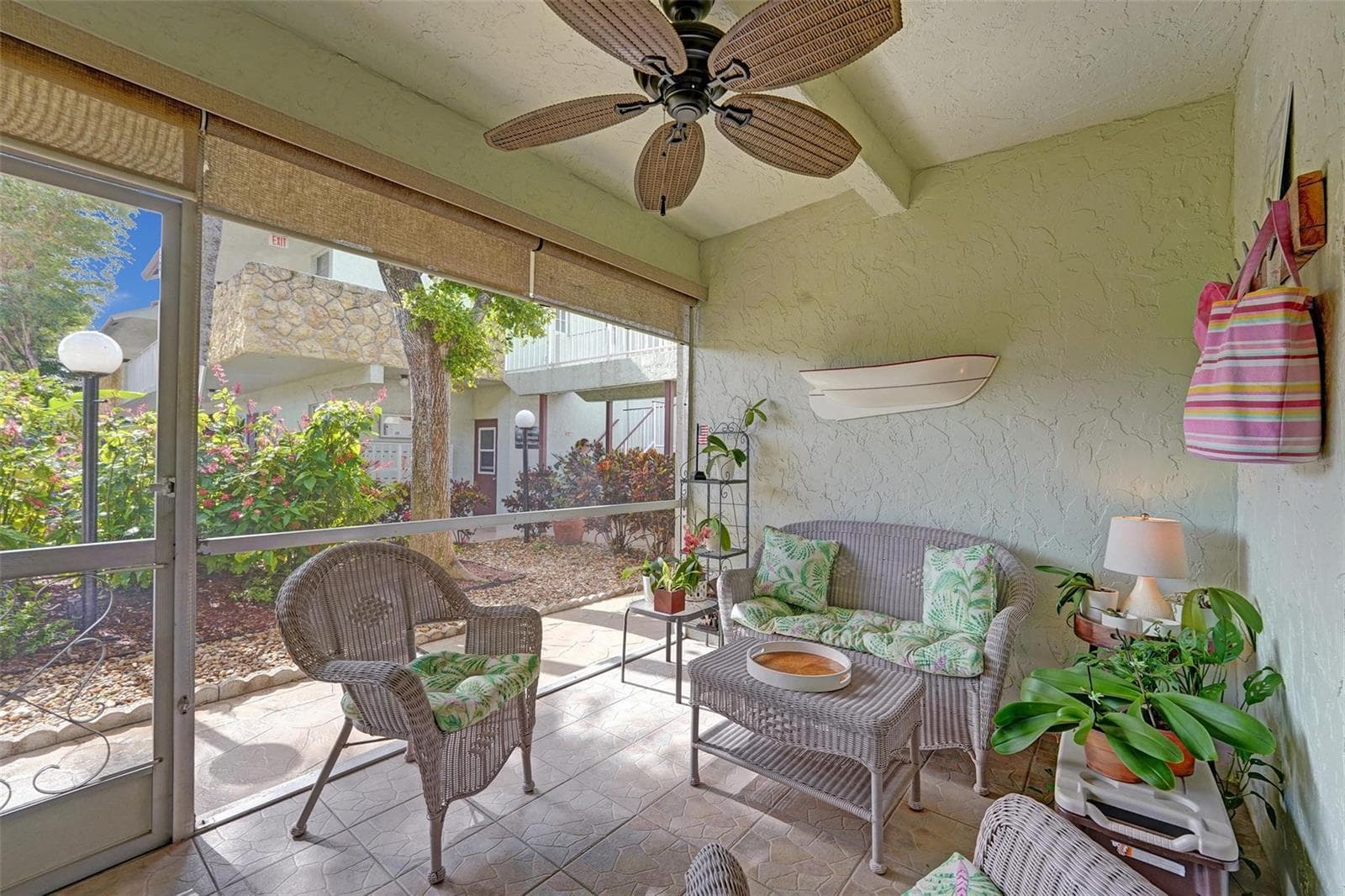 860 SE 6th Avenue # 402, Deerfield Beach, FL 33441 photo 5