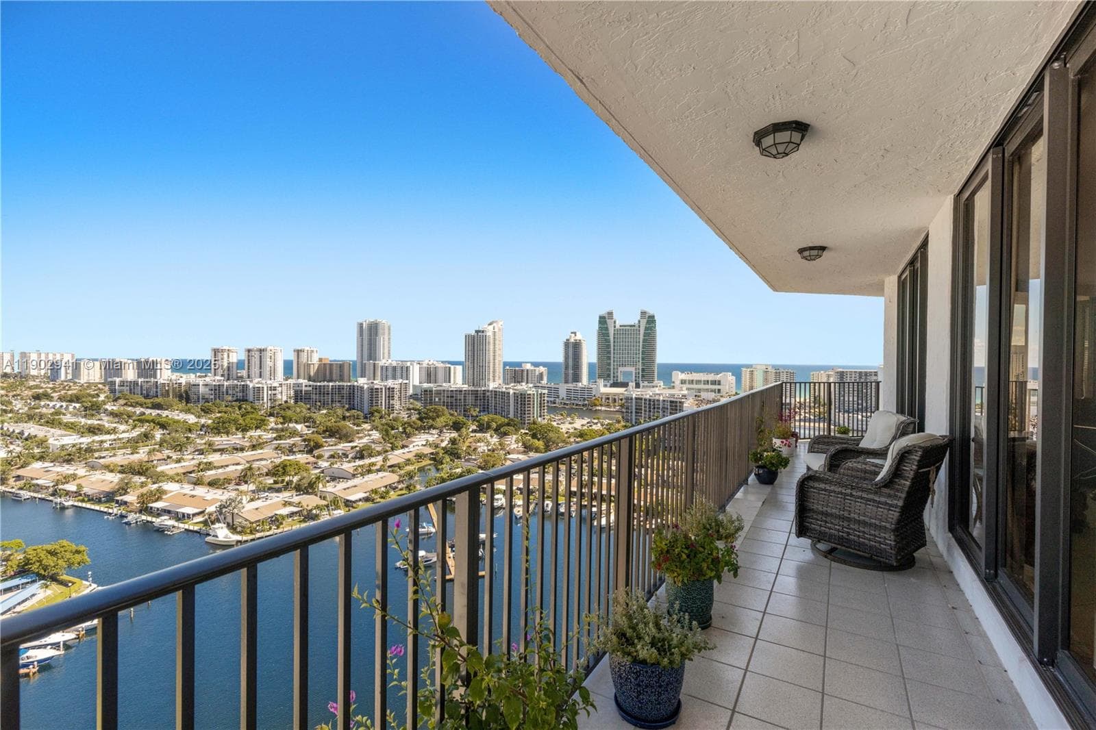 300 Three Islands Blvd # PH2A, Hallandale Beach, FL 33009 photo 3