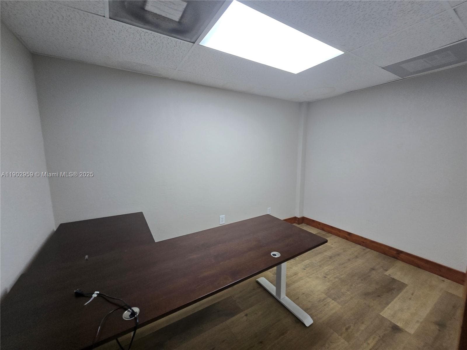 3580 NW 32nd St, Miami, FL 33142