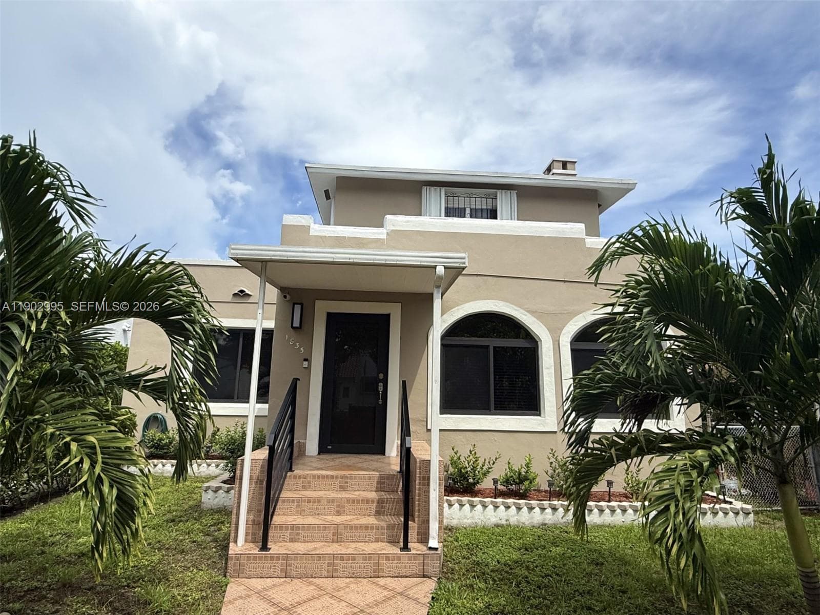 1835 SW 10th St, Miami, FL 33135 photo 2