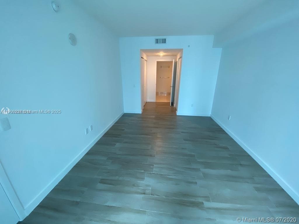 1100 S MIAMI AVE # 3011, Miami, FL 33130 photo 2