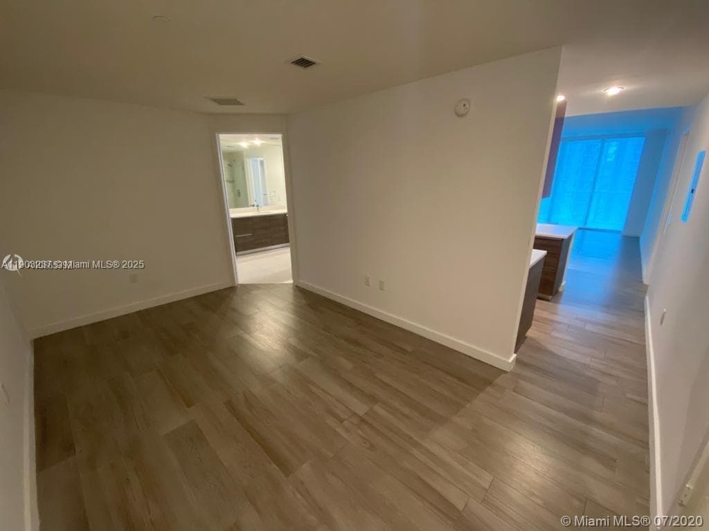 1100 S MIAMI AVE # 3011, Miami, FL 33130 photo 3