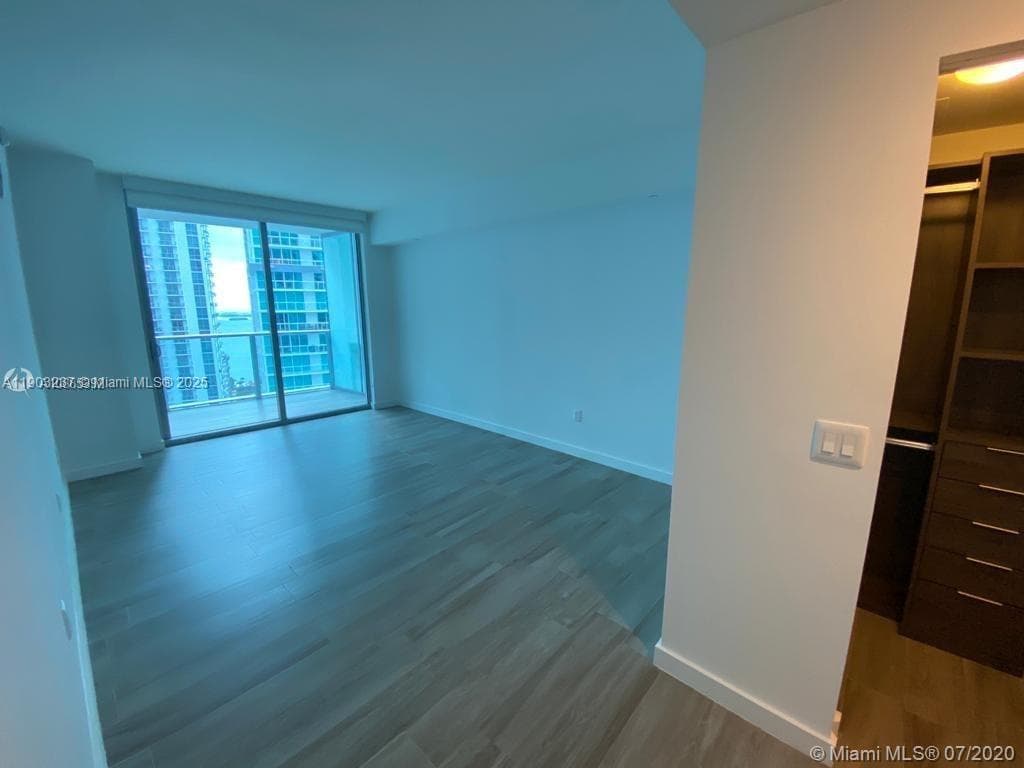 1100 S MIAMI AVE # 3011, Miami, FL 33130 photo 4