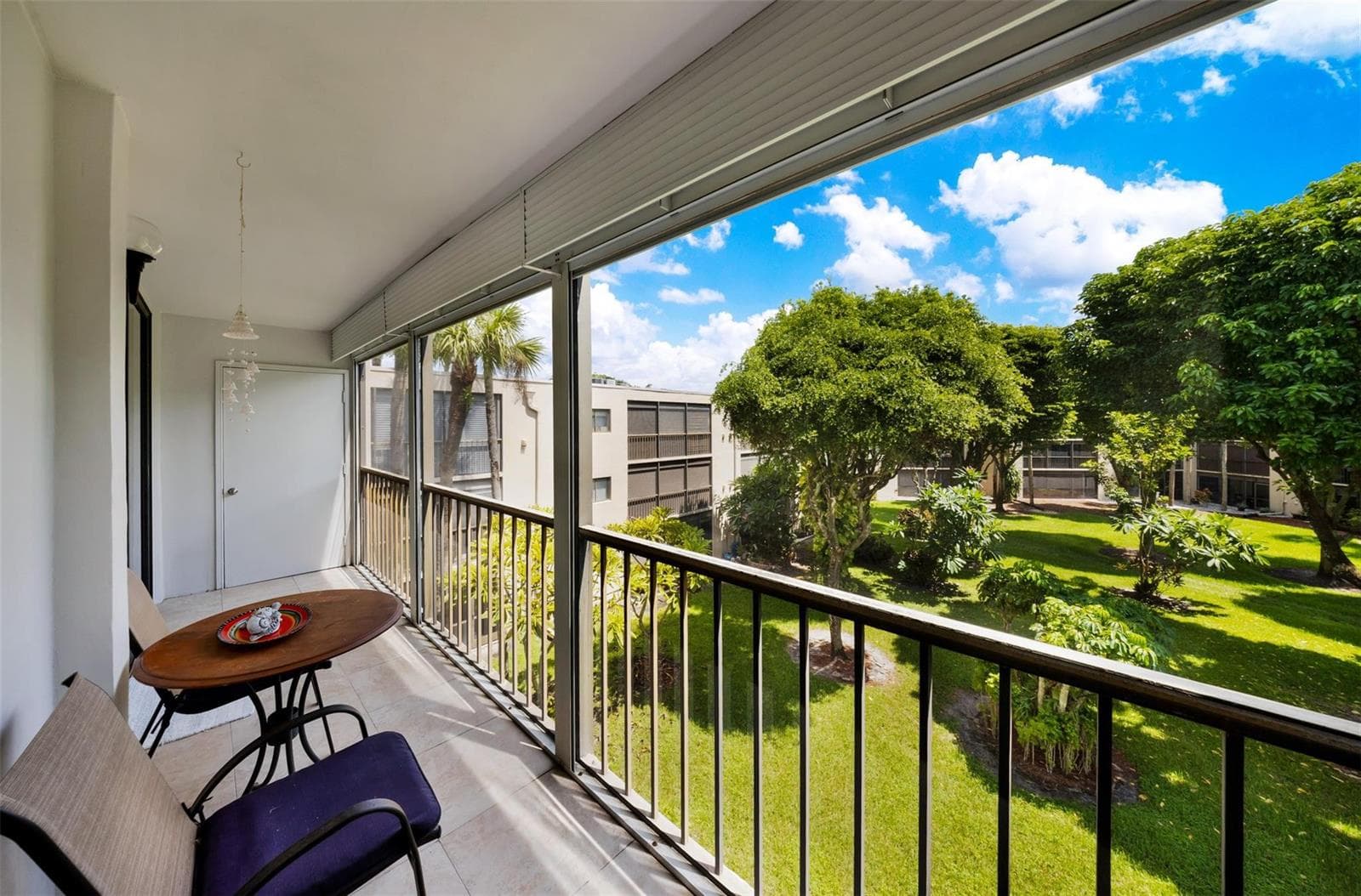 5250 Las Verdes Circle # 317, Delray Beach, FL 33484 photo 2