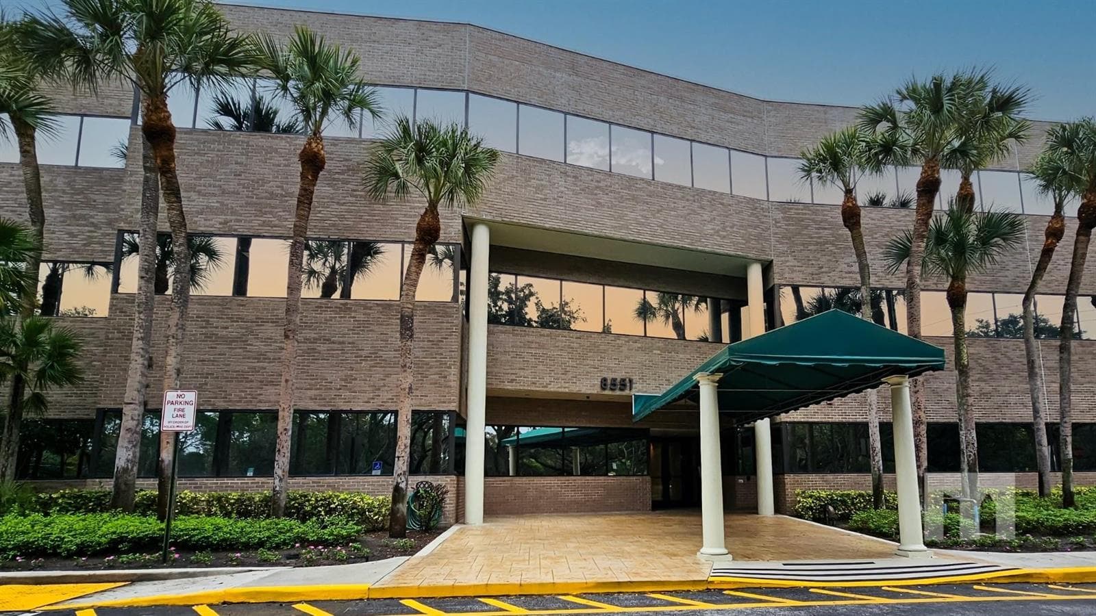 8551 W Sunrise Boulevard # 303, Plantation, FL 33322