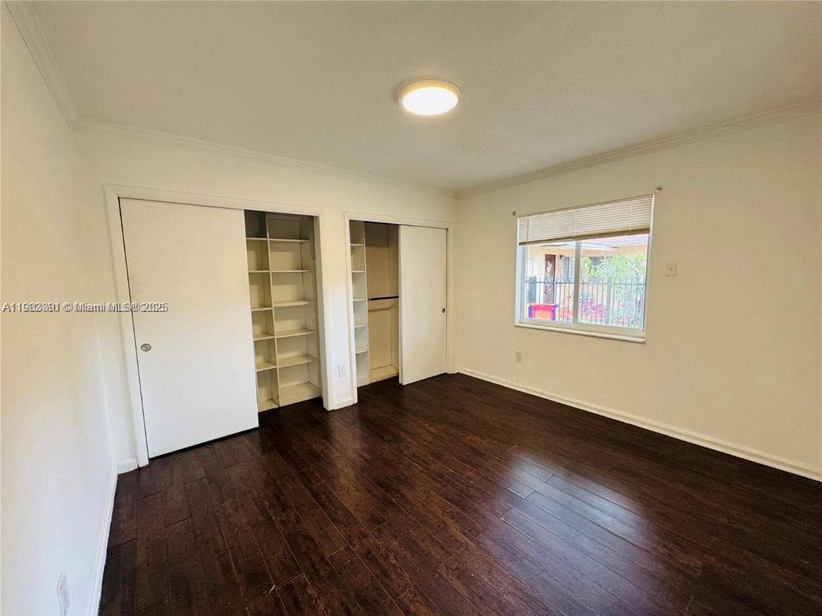 2540 NE 181st St, North Miami Beach, FL 33160 photo 3