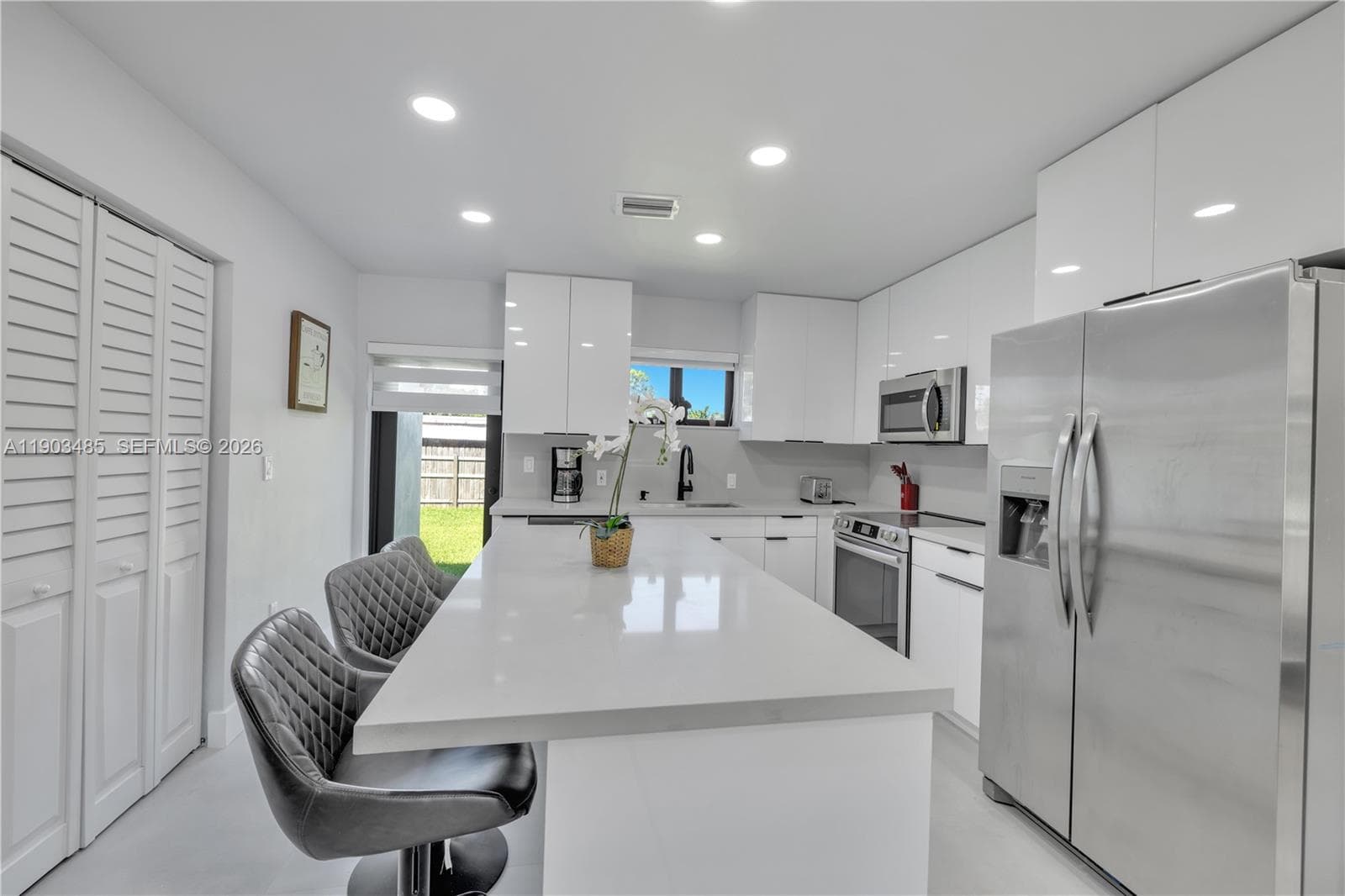 6021 SW 19th St, Miami, FL 33155 photo 3