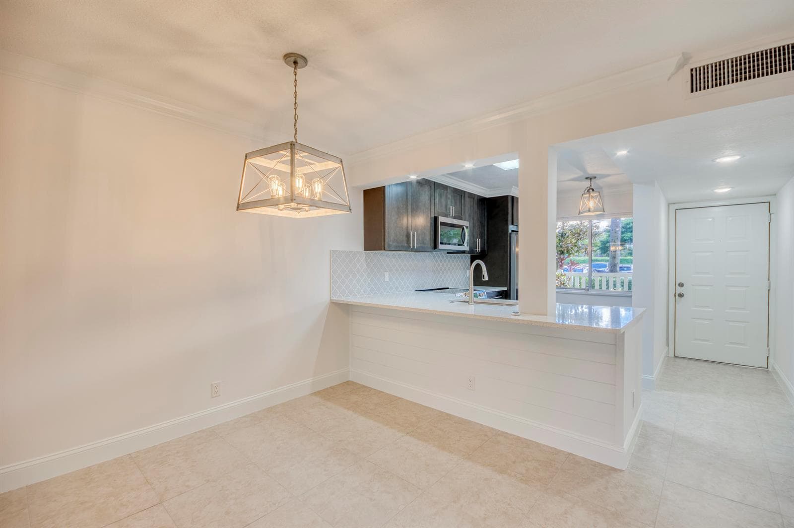 6865 Huntington Lane # 105, Delray Beach, FL 33446 photo 4