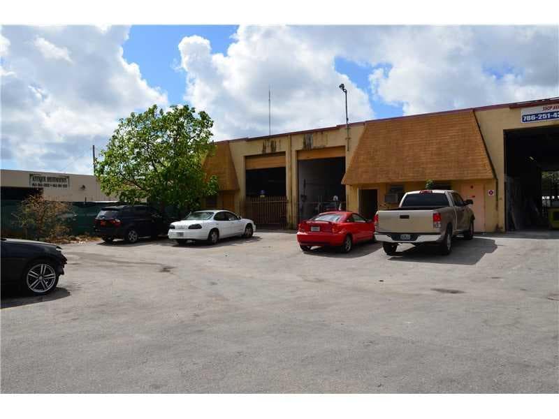 5780 SW 25 Street, Pembroke Park, FL 33023 photo 2