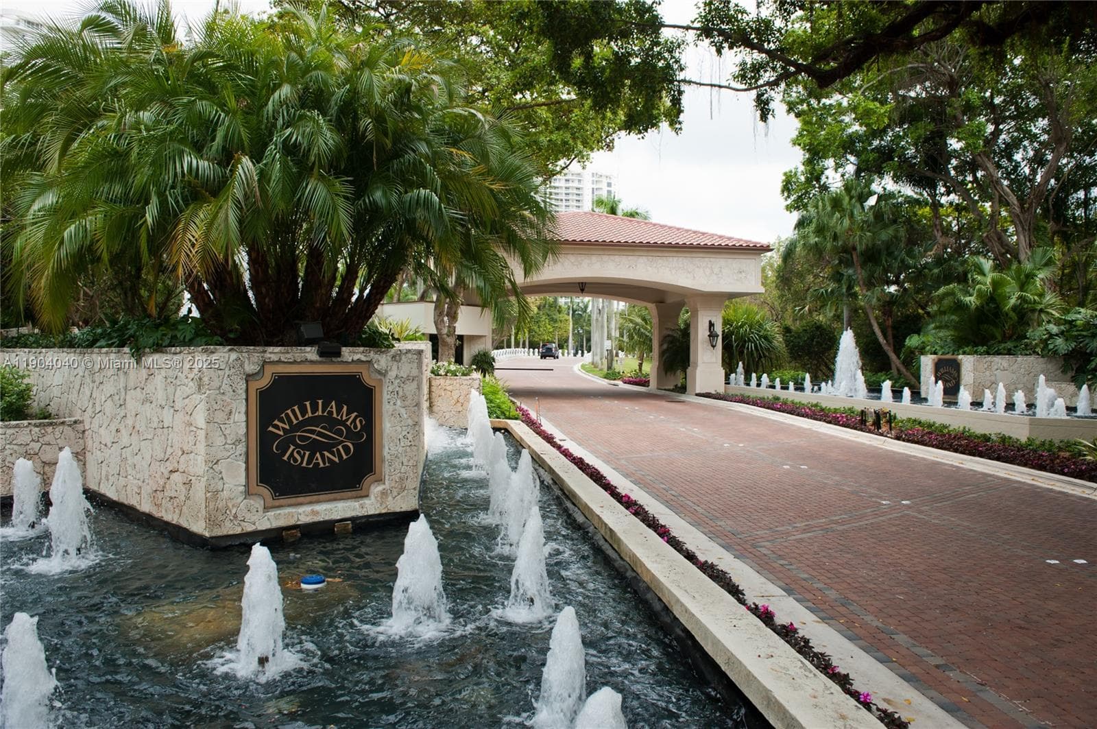2000 Island Blvd # 609, Aventura, FL 33160