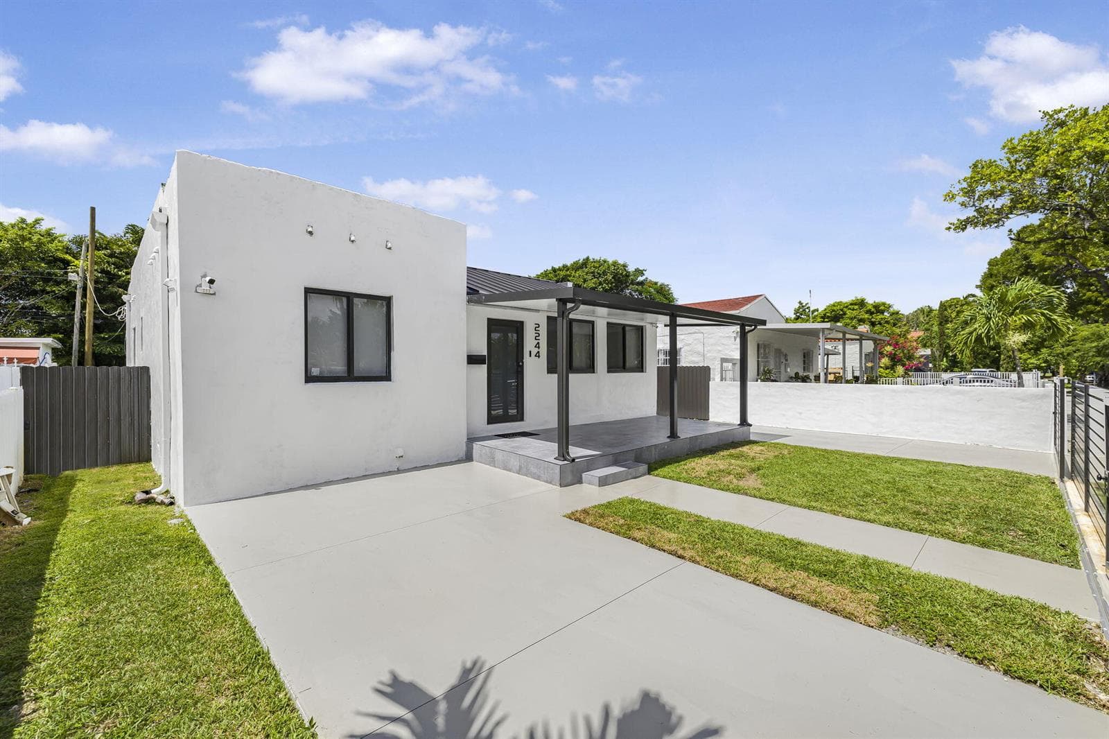 2244 SW 10th Street, Miami, FL 33135 photo 4
