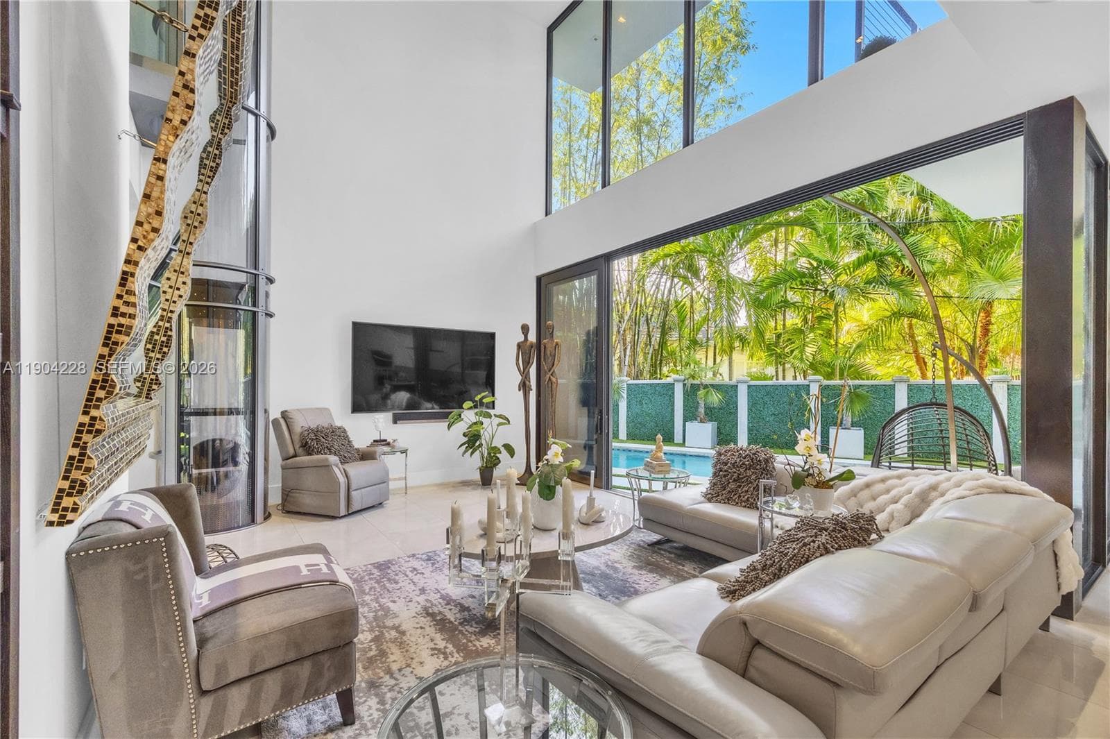 3764 Carmen Ct, Miami, FL 33133 photo 3
