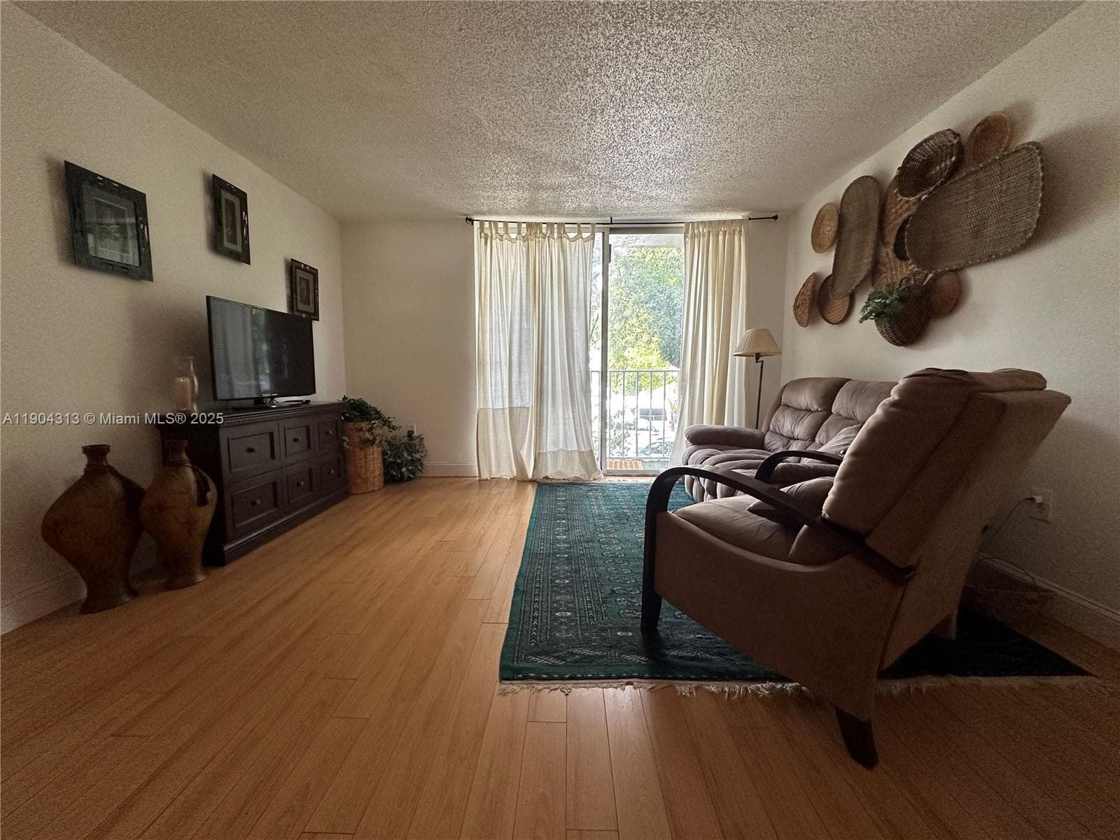 1720 NW N River Dr # 305, Miami, FL 33125