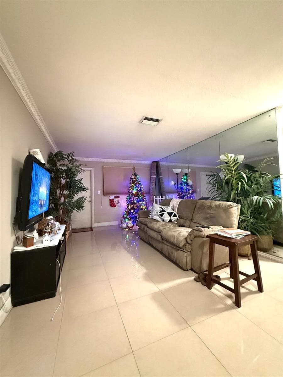3930 Crystal Lake Drive # 107, Deerfield Beach, FL 33064 photo 2