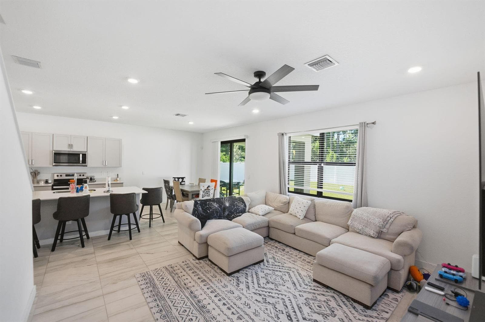 6016 SE Violet Lane, Stuart, FL 34997 photo 4