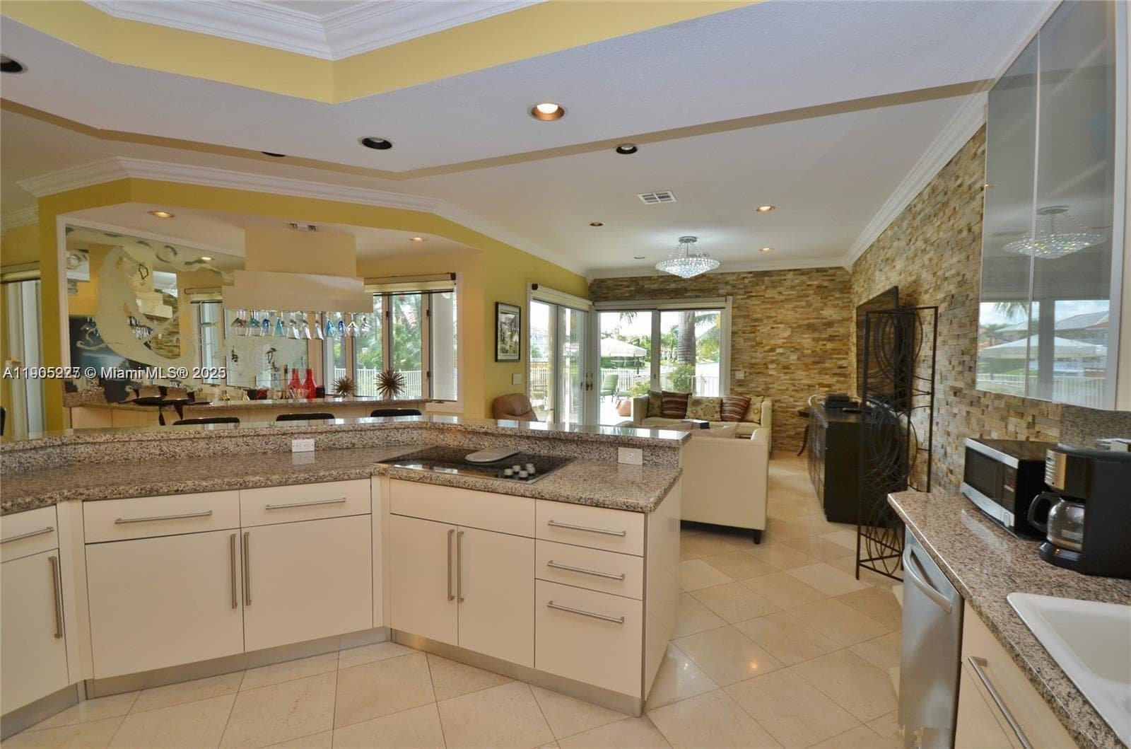 16232 NW 79th Ave, Miami Lakes, FL 33016 photo 5