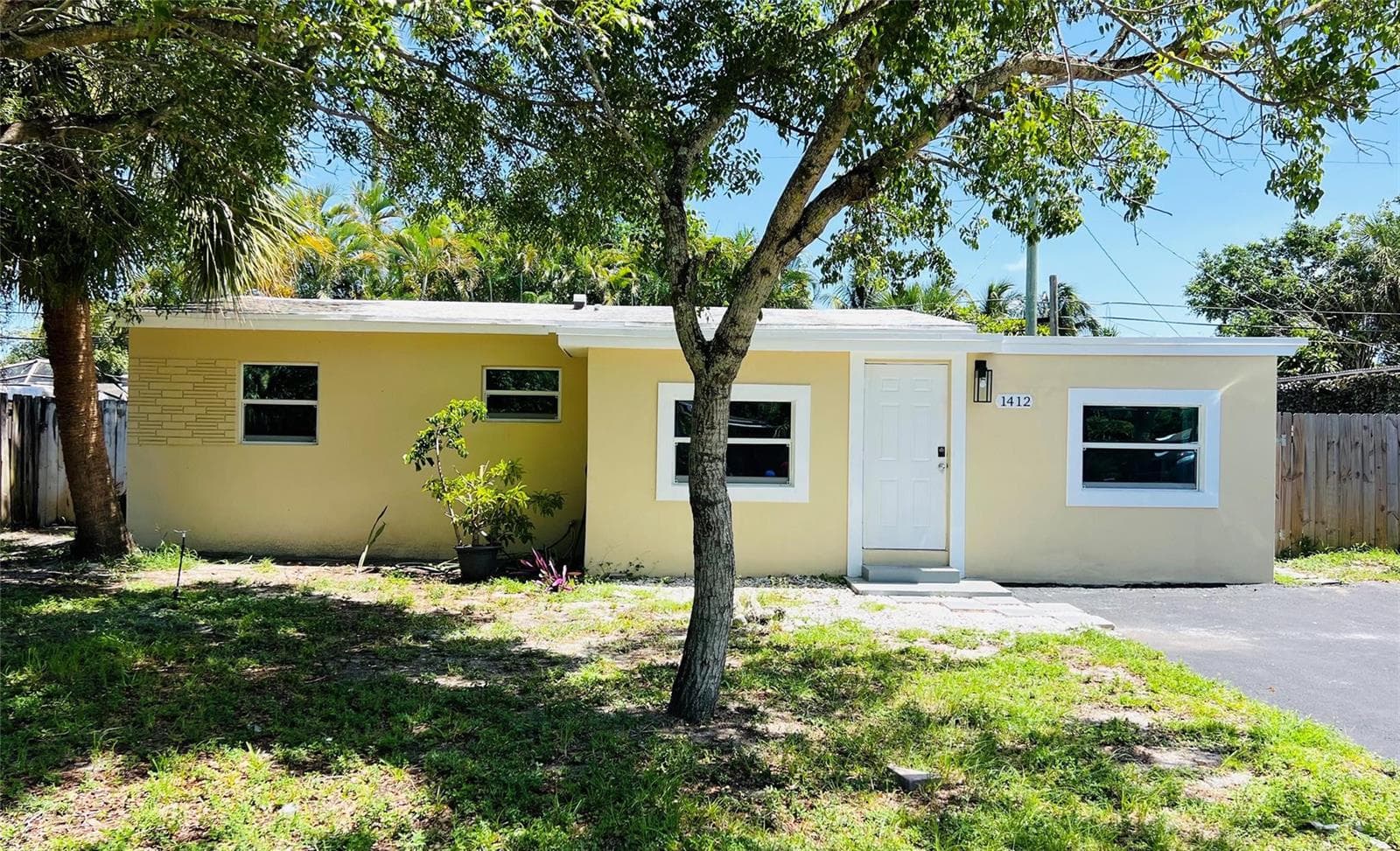 1412 NE 25th Court, Pompano Beach, FL 33064 photo 3