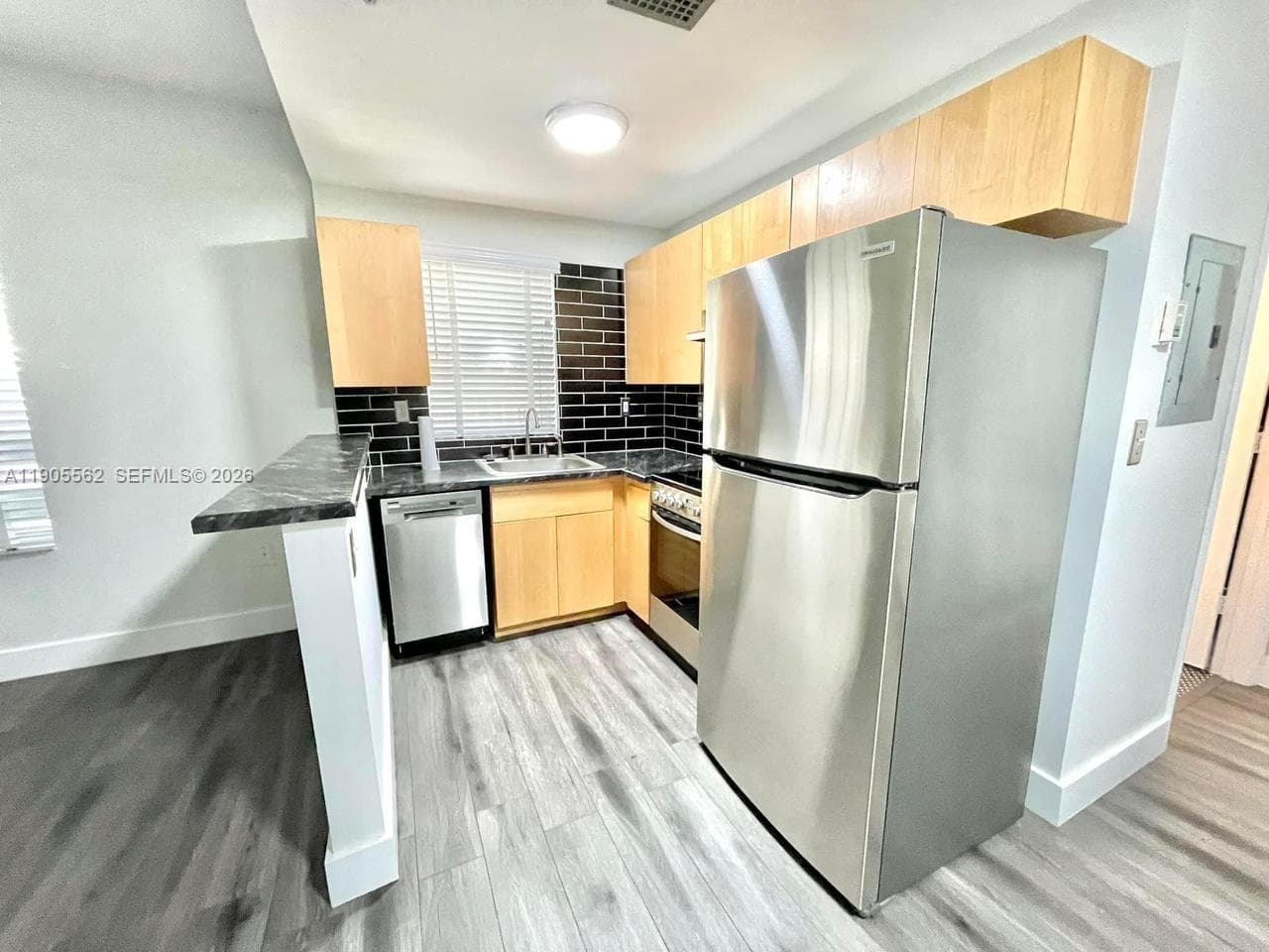1542 Drexel Ave # 107, Miami Beach, FL 33139 photo 2