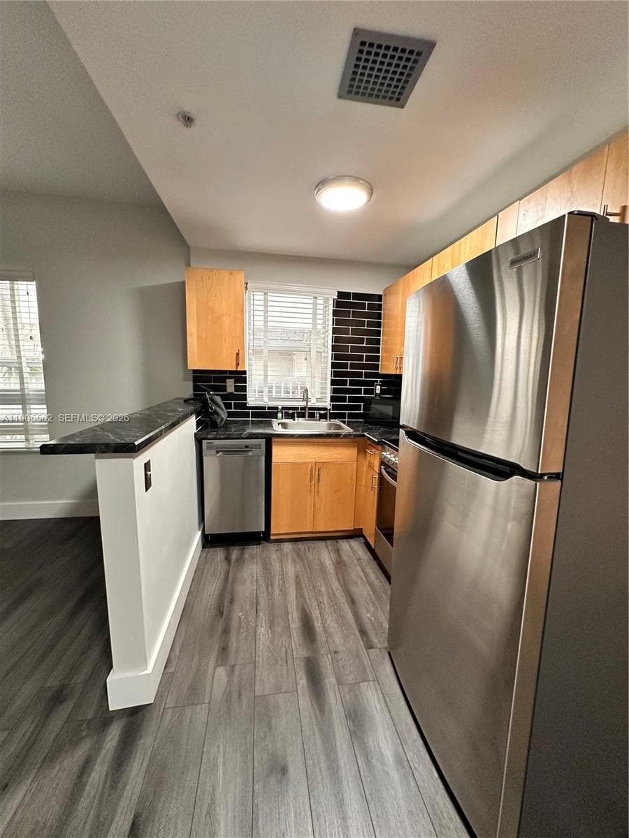 1542 Drexel Ave # 107, Miami Beach, FL 33139 photo 5