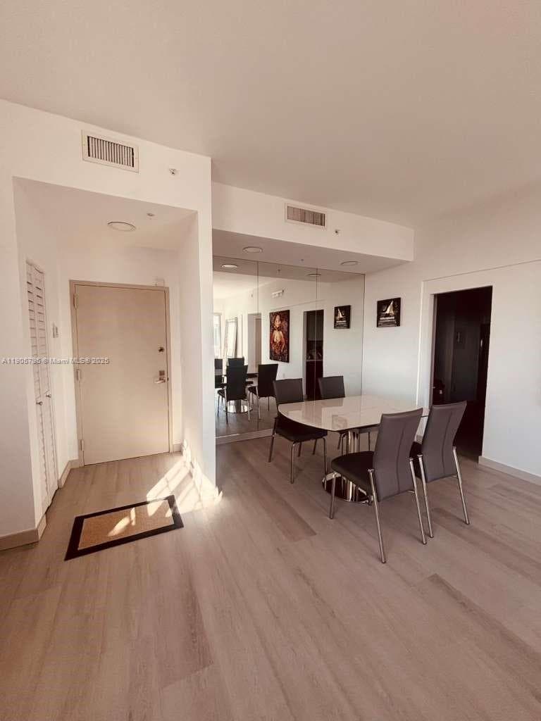 2829 Indian Creek Dr # 1403, Miami Beach, FL 33140 photo 4