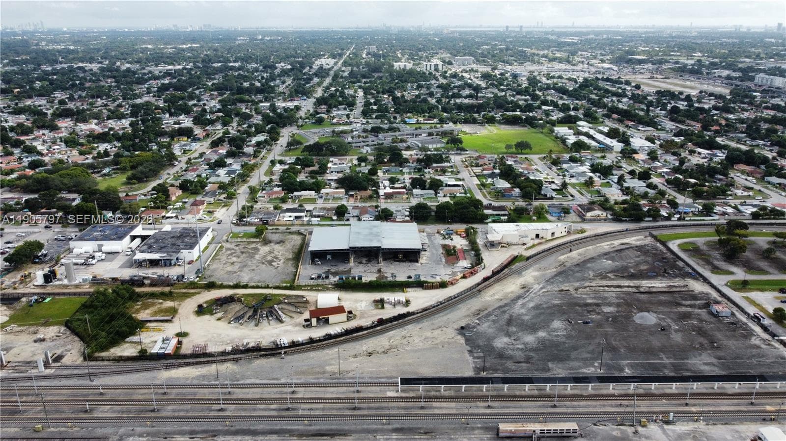 8650 NW 36 Ave, Miami, FL 33147 photo 4
