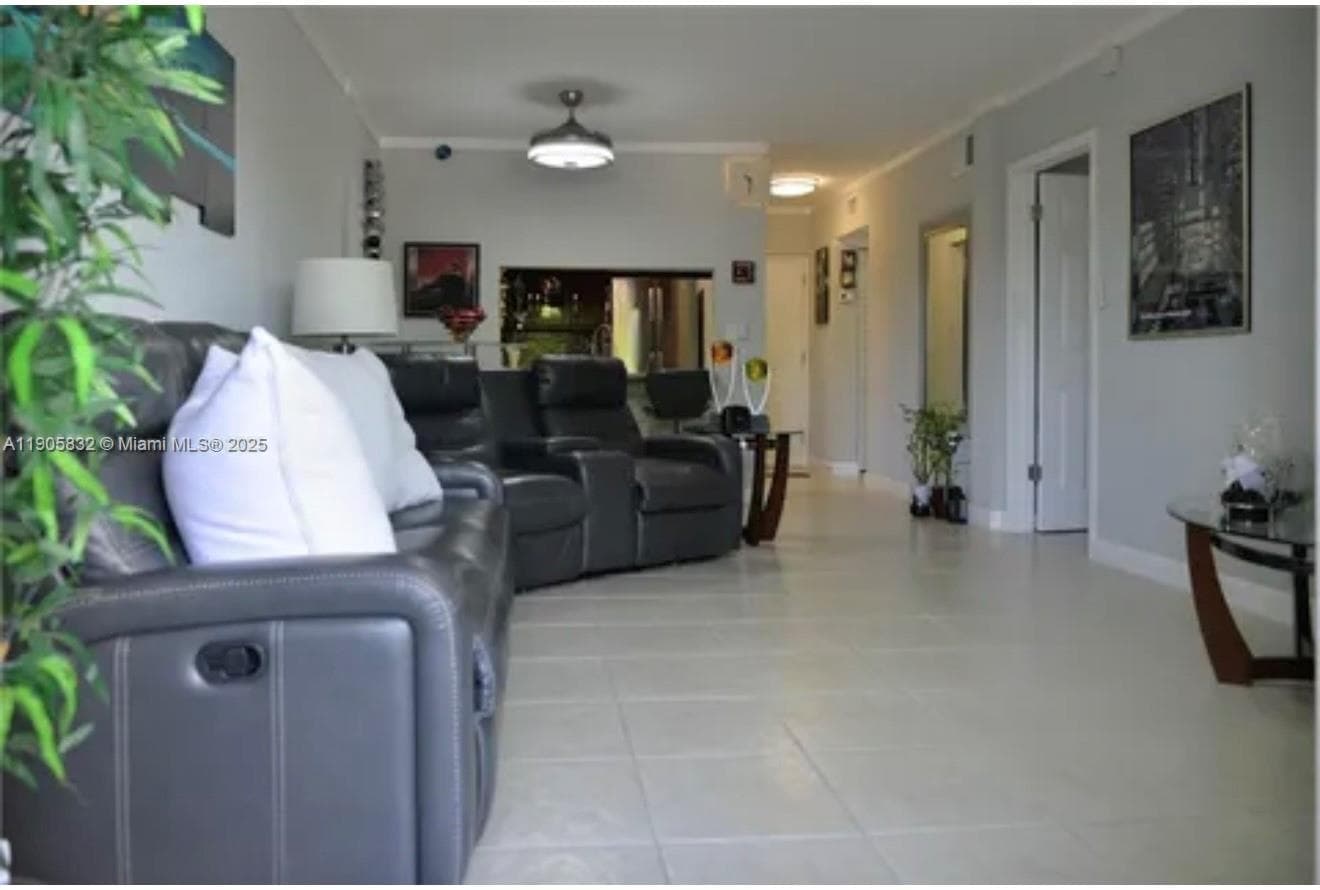 10900 SW 104th St # 314, Miami, FL 33176 photo 4