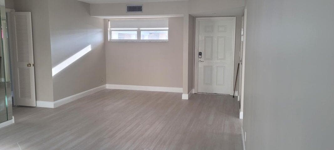 19 Colonial Club Drive # 200, Boynton Beach, FL 33435 photo 5