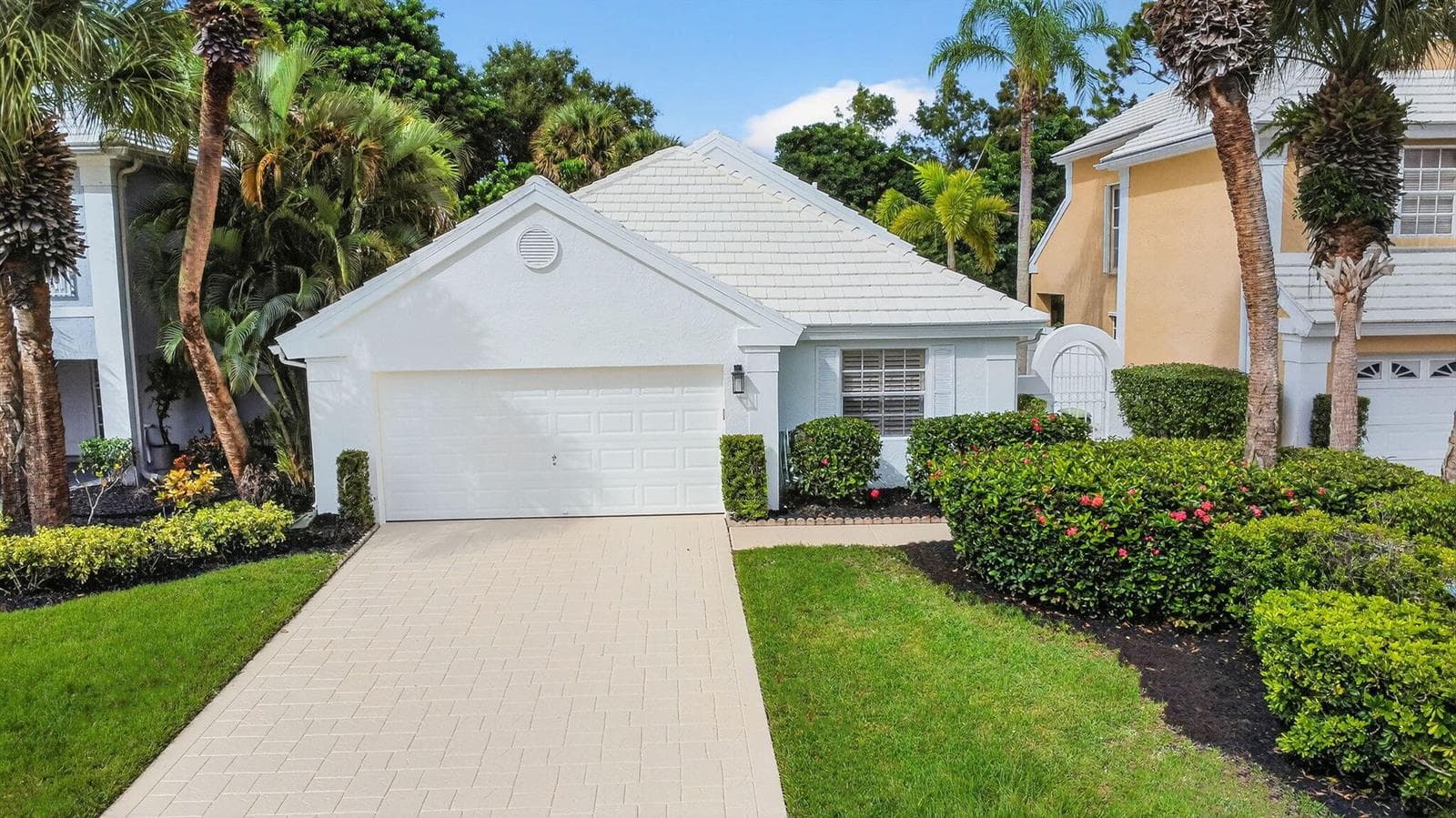 9333 Heathridge Drive, West Palm Beach, FL 33411 photo 2
