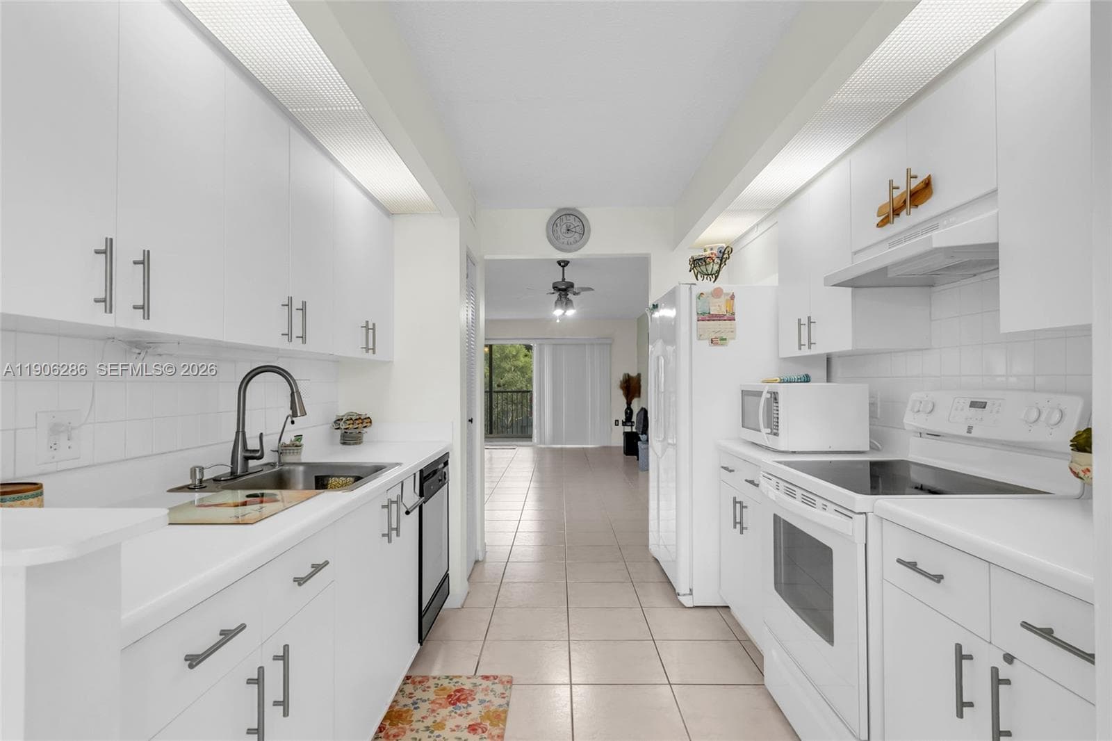 801 SW 138th Ave # 310E, Pembroke Pines, FL 33027 photo 3