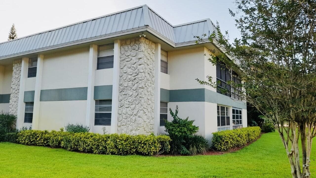 2302 Sunrise Boulevard # 204, Fort Pierce, FL 34982 photo 5