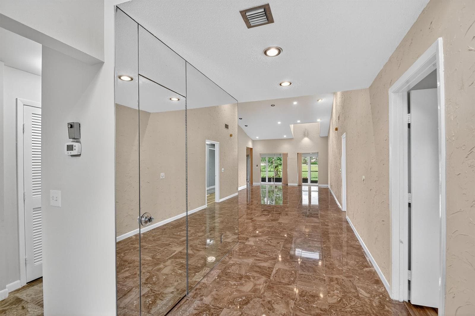 6869 Fountains Circle # 6869, Lake Worth, FL 33467 photo 5