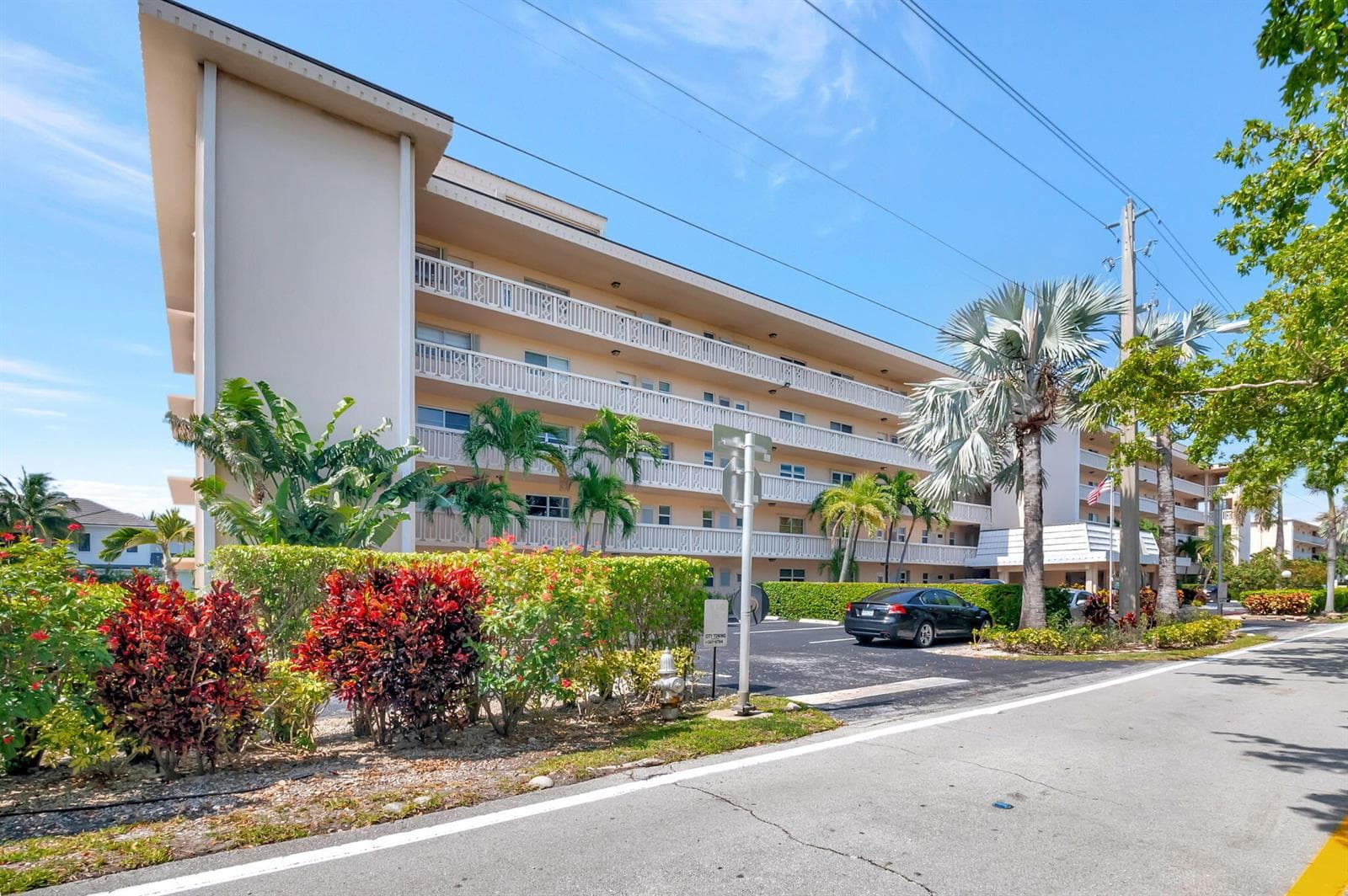 750 NE Spanish River Boulevard # 103, Boca Raton, FL 33431 photo 2
