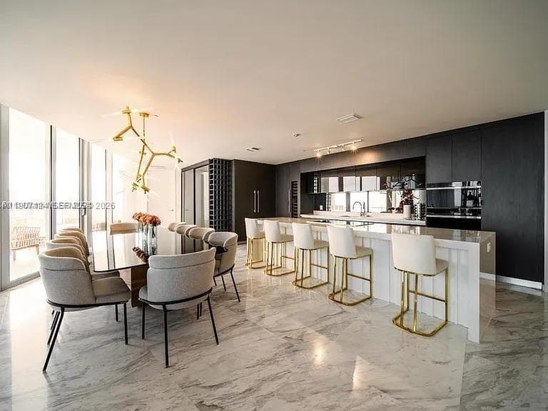 851 NE 1st Ave # 4811, Miami, FL 33132 photo 3