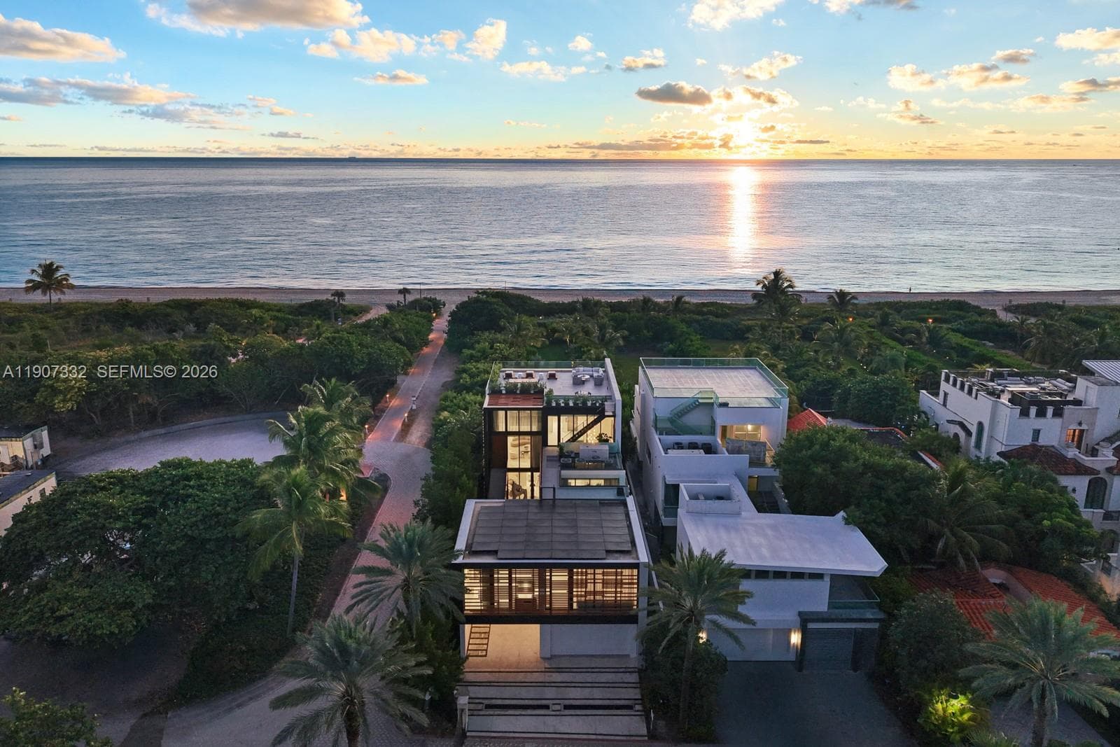7845 Atlantic Way, Miami Beach, FL 33141 photo 4