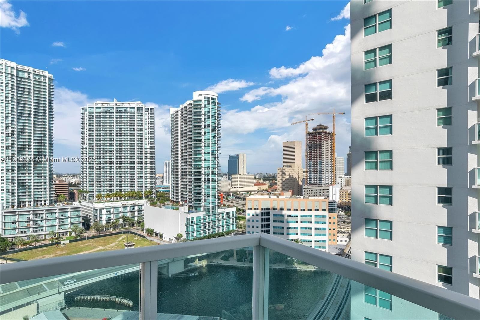 41 SE 5th St # 1217, Miami, FL 33131