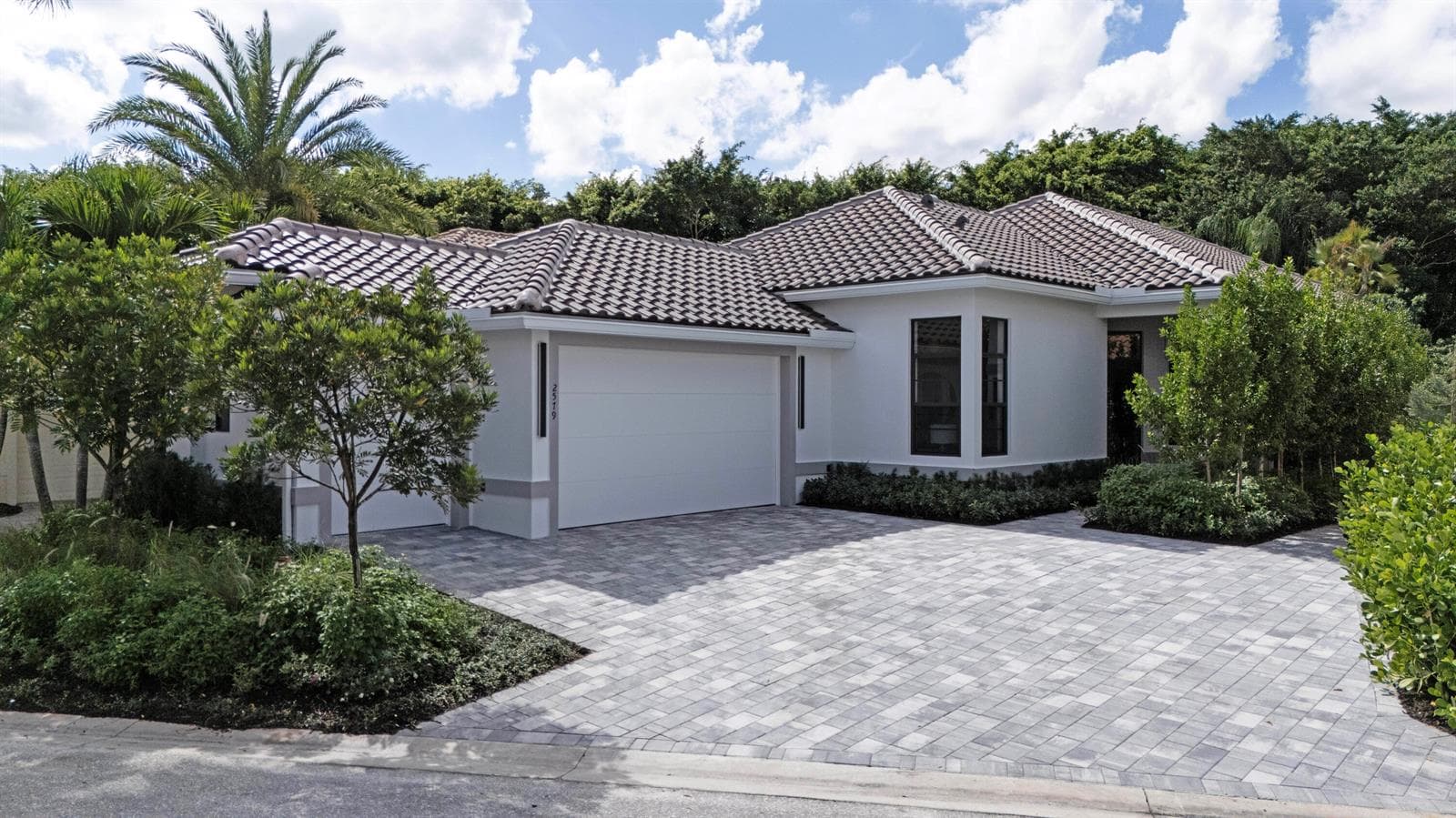 2579 Players Court, Wellington, FL 33414 photo 3